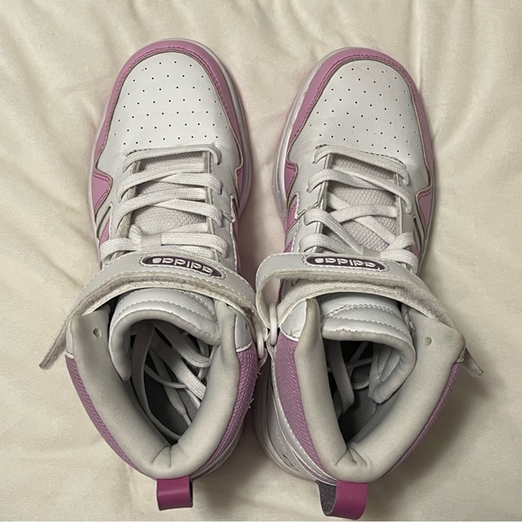 Adidas high top cloudfoam sneaker pink and white girls size 3 - Picture 3 of 16